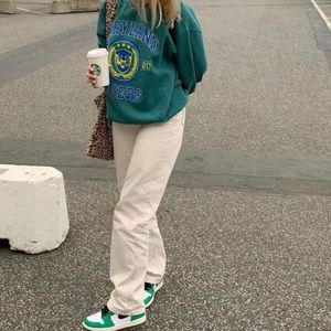 Meet your Posher, Maya